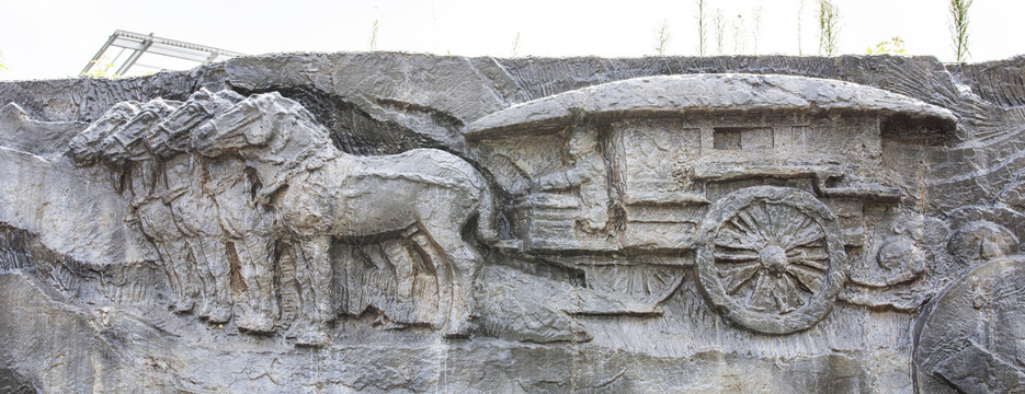 古代四驾马车浮雕壁雕