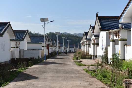 脱贫攻坚新农村