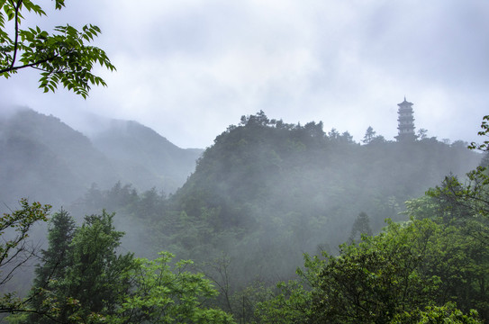 雁鸣塔