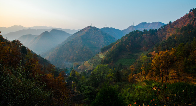 天水小陇山森林公园金龙山风景区