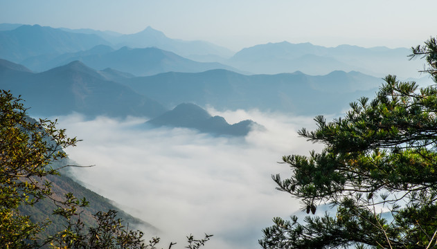 天水小陇山森林公园金龙山风景区