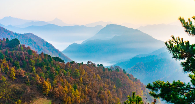 天水小陇山森林公园金龙山风景区