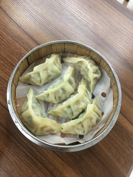 韭菜肉沫饺