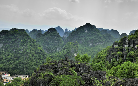 喀斯特峰林