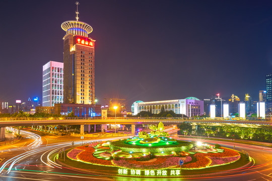 陆家嘴环岛夜景