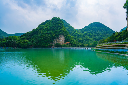 绿水青山柳州龙潭公园