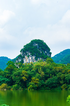 柳州大龙潭公园青山绿水风景