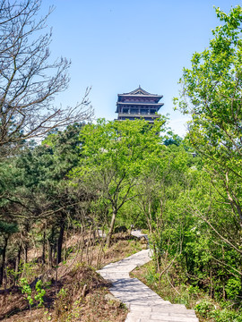 远眺敬亭山天际阁