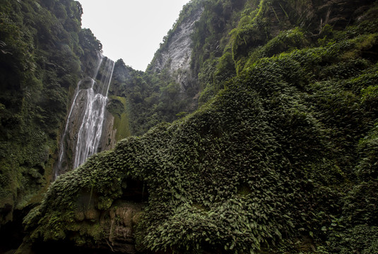 广西通灵大峡谷