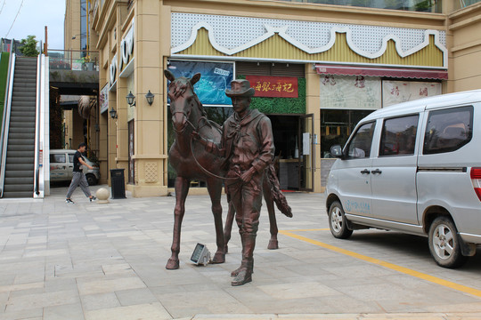 雕塑骑士