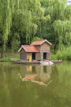 汇金湖小木屋