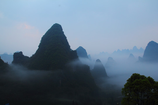 水墨山水