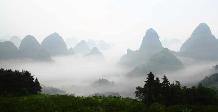 水墨山水