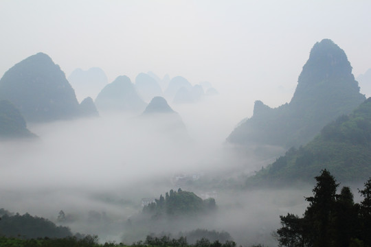 水墨山水