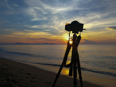 日出海滩相机