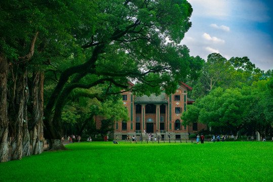 中山大学