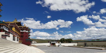 阿坝各莫寺