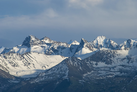 天山