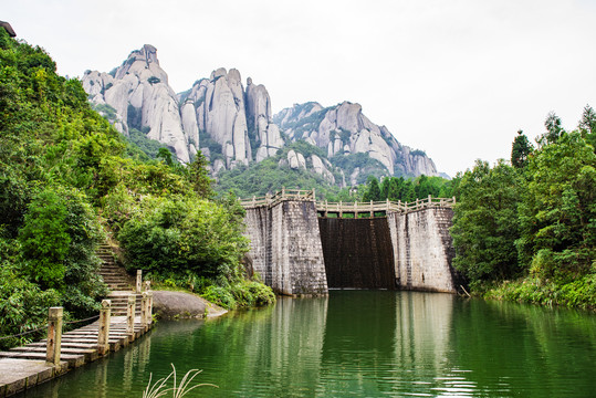 水库