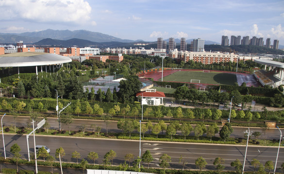 云南中医药大学校园足球场