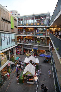 韩国首尔购物广场
