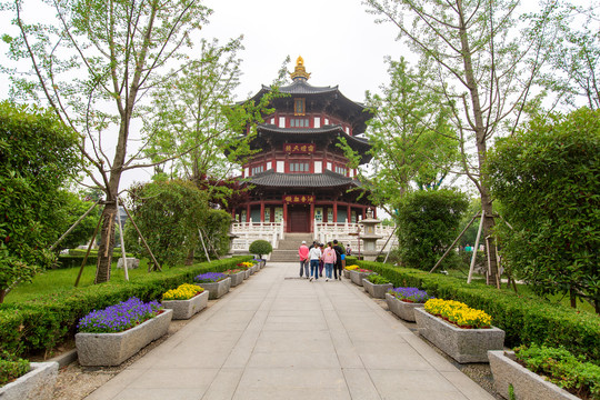 江苏苏州寒山寺梵音阁