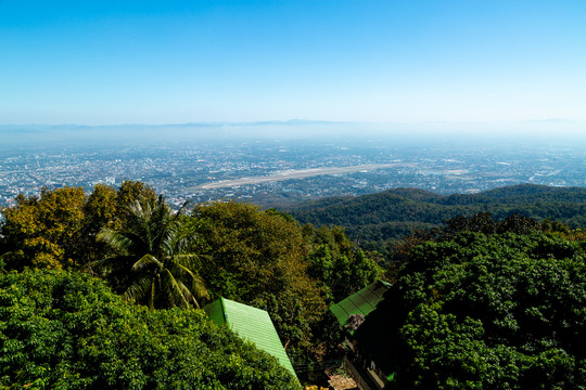 素贴山山顶俯视