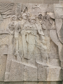 上海市人民英雄纪念碑雕塑