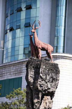 普洱市中心雕塑标志鹿