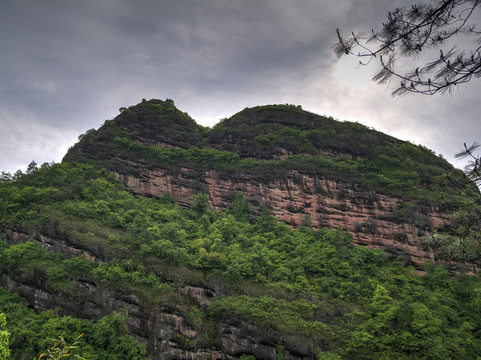 金华九峰山崖壁