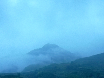 烟雨空山