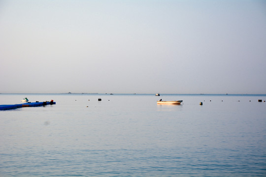 大连海边海岸线