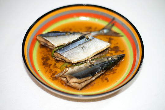 清蒸秋刀魚