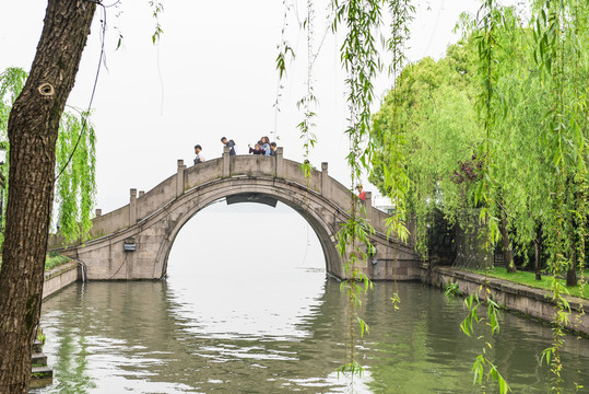 春天的西湖