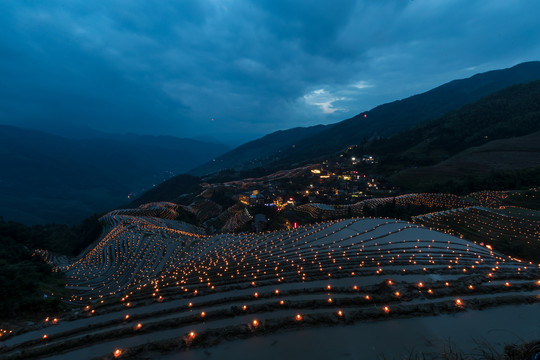 龙脊梯田夜景