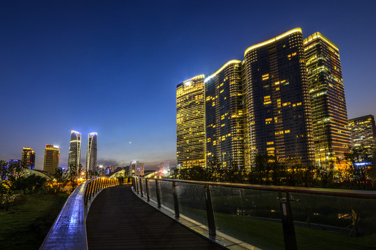 成都银泰中心夜景