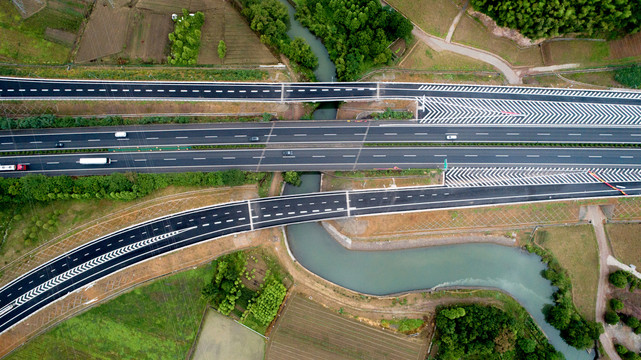 高速公路