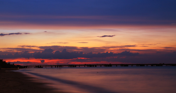 海口湾日出高清大景