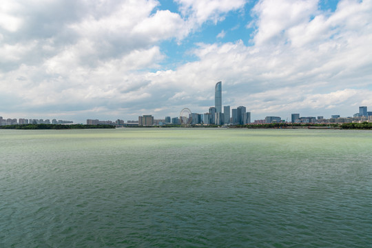 苏州市环金鸡湖路湖东国际金融