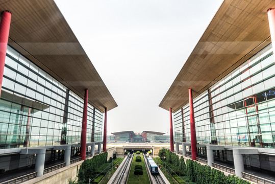 北京T3机场航站楼轨道