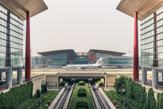 北京T3机场航站楼轨道