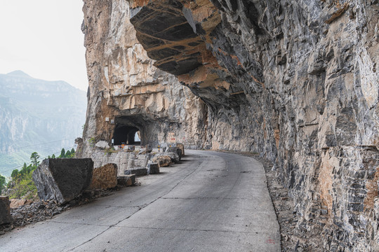 山西平顺挂壁公路