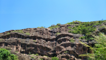 岩石山