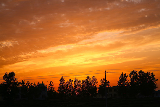 火紅的天空
