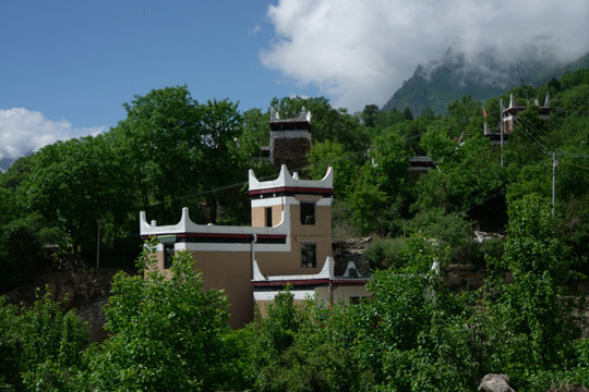 藏寨