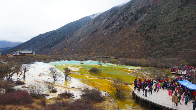 四川黄龙风景之秋景