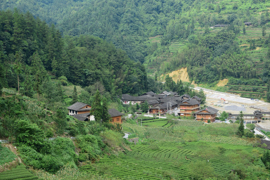 吊脚楼风情建筑