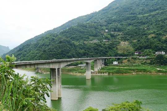 湖北恩施市汾水河大桥