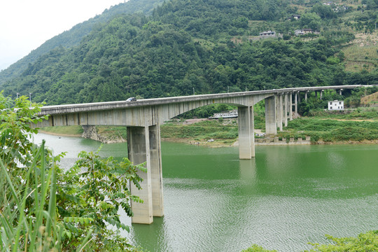 湖北恩施市汾水河大桥