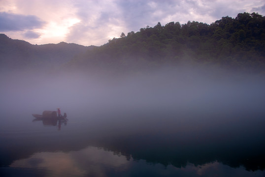 湖南小东江